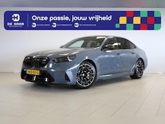 BMW M5 - Sedan - Ultimate Pack - Keramische Remmen - Carbon Pack