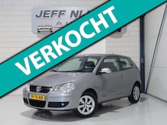 Volkswagen Polo - 1.6-16V Comfortline "Origineel NL" Automaat Airco Cruise Parkeersensoren, van 2e eigenaar