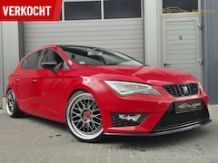 Seat Leon - 1.8 TSI FR Automaat/ACC/Lane/Carbon/Alcantara/Led/