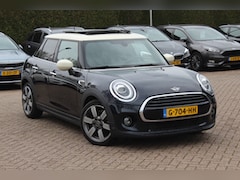 MINI Cooper - 1.5 60 Years Edition / Panoramadak / Head-up / Leder / Harman Kardon / 17'' / Navigatie /
