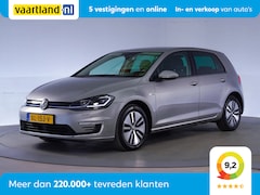 Volkswagen Golf - Executive [ Warmtepomp Virtual cockpit Camera ]