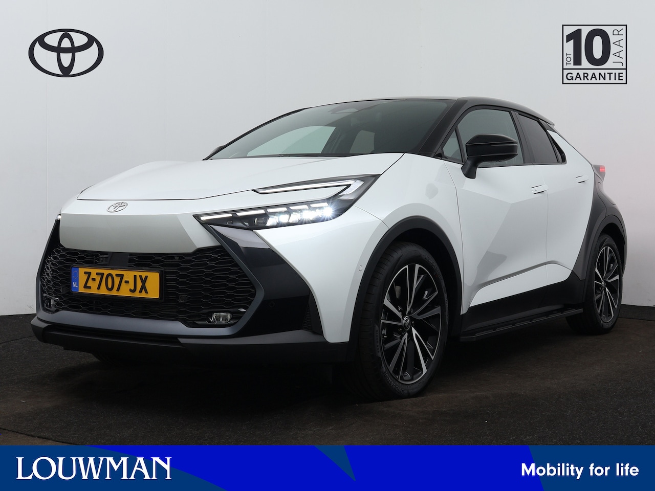 Toyota C-HR - Plug-in Hybrid 220 Première Edition | Panoramadak | Parkeersensoren | Navigatie | - AutoWereld.nl