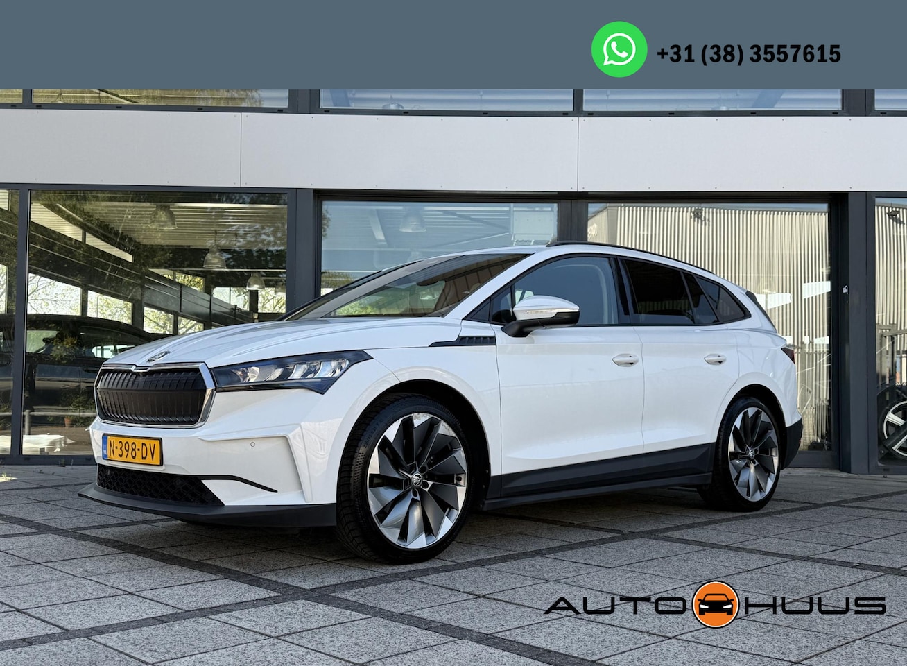 Skoda Enyaq iV - 60 kWh | Navigatie | Camera  | Apple Carplay | Trekhaak | - AutoWereld.nl
