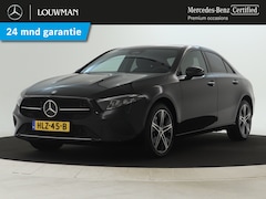 Mercedes-Benz A-klasse - 250 e Face Lift Plug-In Hybride | Night Pakket | 18 Inch velgen | 360° camera | Dodehoek A
