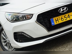 Hyundai i30 - 1.0 T-GDI Comfort Plus - Atlas White - Nav/PDC/LMV/Carplay