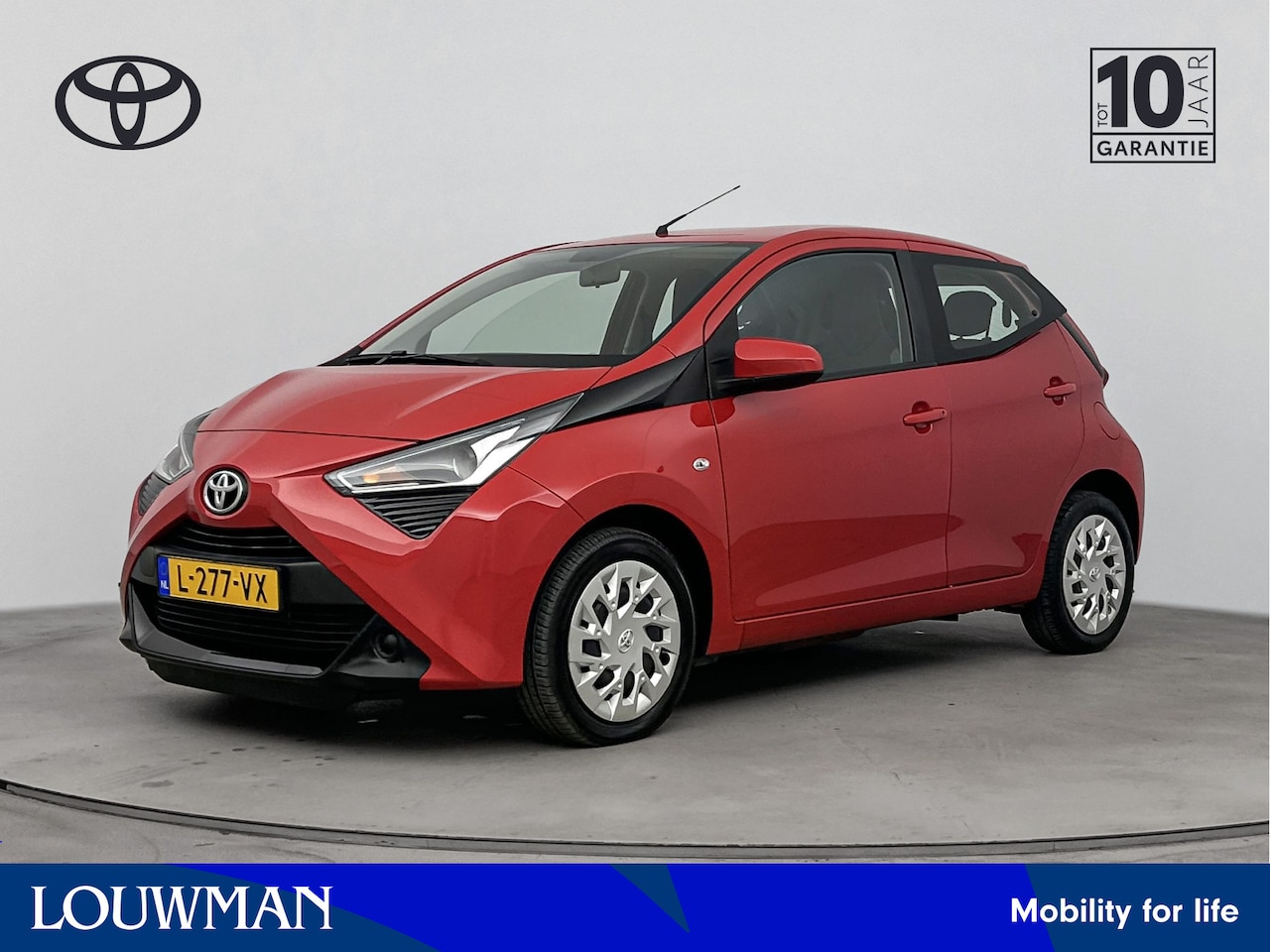 Toyota Aygo - 1.0 VVT-i x-play | Airco | Achteruitrij Camera | Cruise Control | - AutoWereld.nl