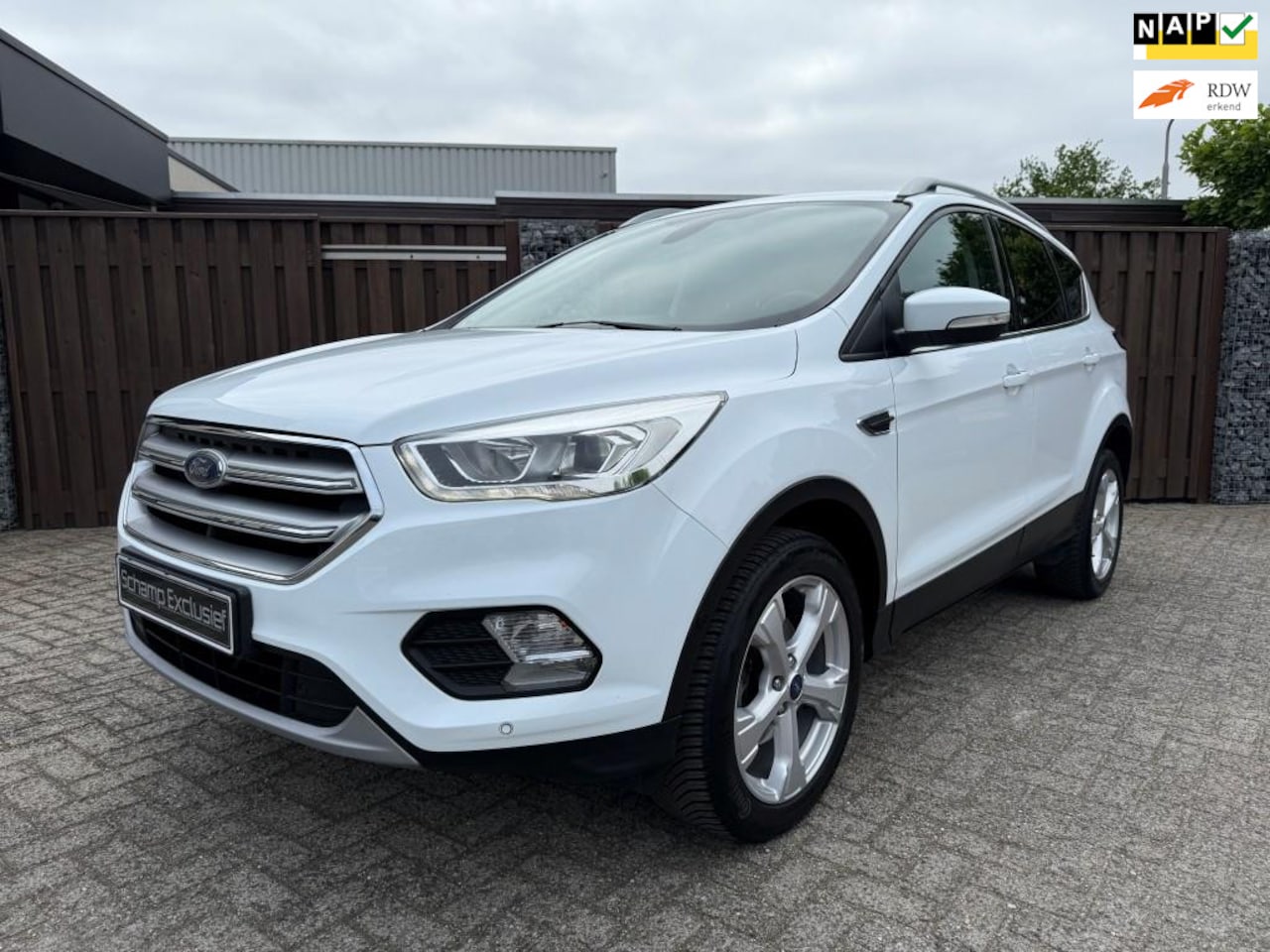 Ford Kuga - 1.5 EcoBoost Titanium BTW - AutoWereld.nl