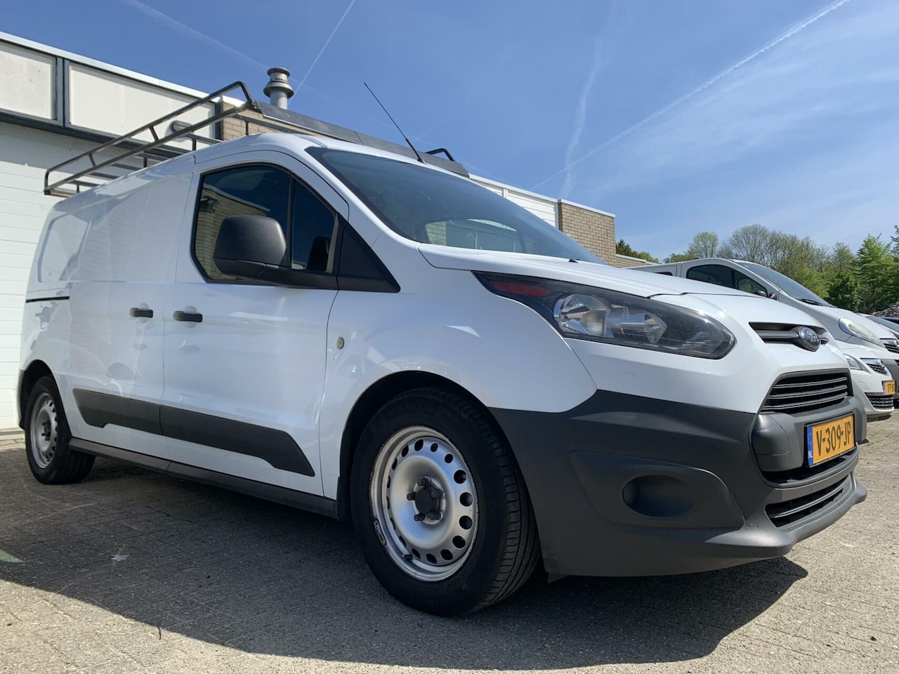 Ford Transit Connect - 1.5 TDCI L2 ECOnetic Ambiente Airco Trekhaak Elektrische pakket - AutoWereld.nl