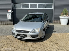 Ford Focus - 1.6-16V Ghia, airco, 5 deurs, apk 11-2025