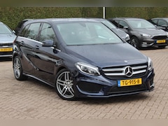 Mercedes-Benz B-klasse - 180 Business Solution AMG Upgrade Edition / Camera / Navigatie / 18'' / Stoelverwarming /