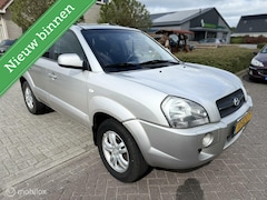 Hyundai Tucson - 2.0i Dynamic Cross