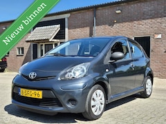 Toyota Aygo - 1.0 VVT-i Now Airco CV Elek ramen