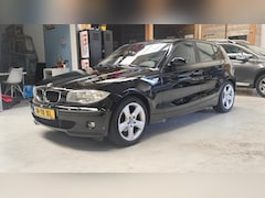 BMW 1-serie - 116i Business Line Dealer onderhouden, Clima, 17" LMV, 5drs