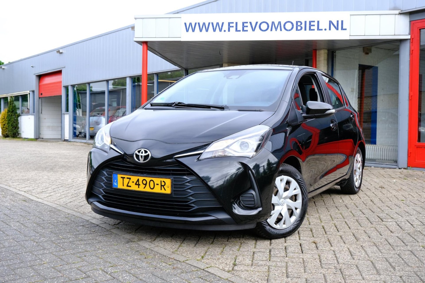 Toyota Yaris - 1.0 VVT-i Energy 5-drs Navi|Clima|Cam - AutoWereld.nl