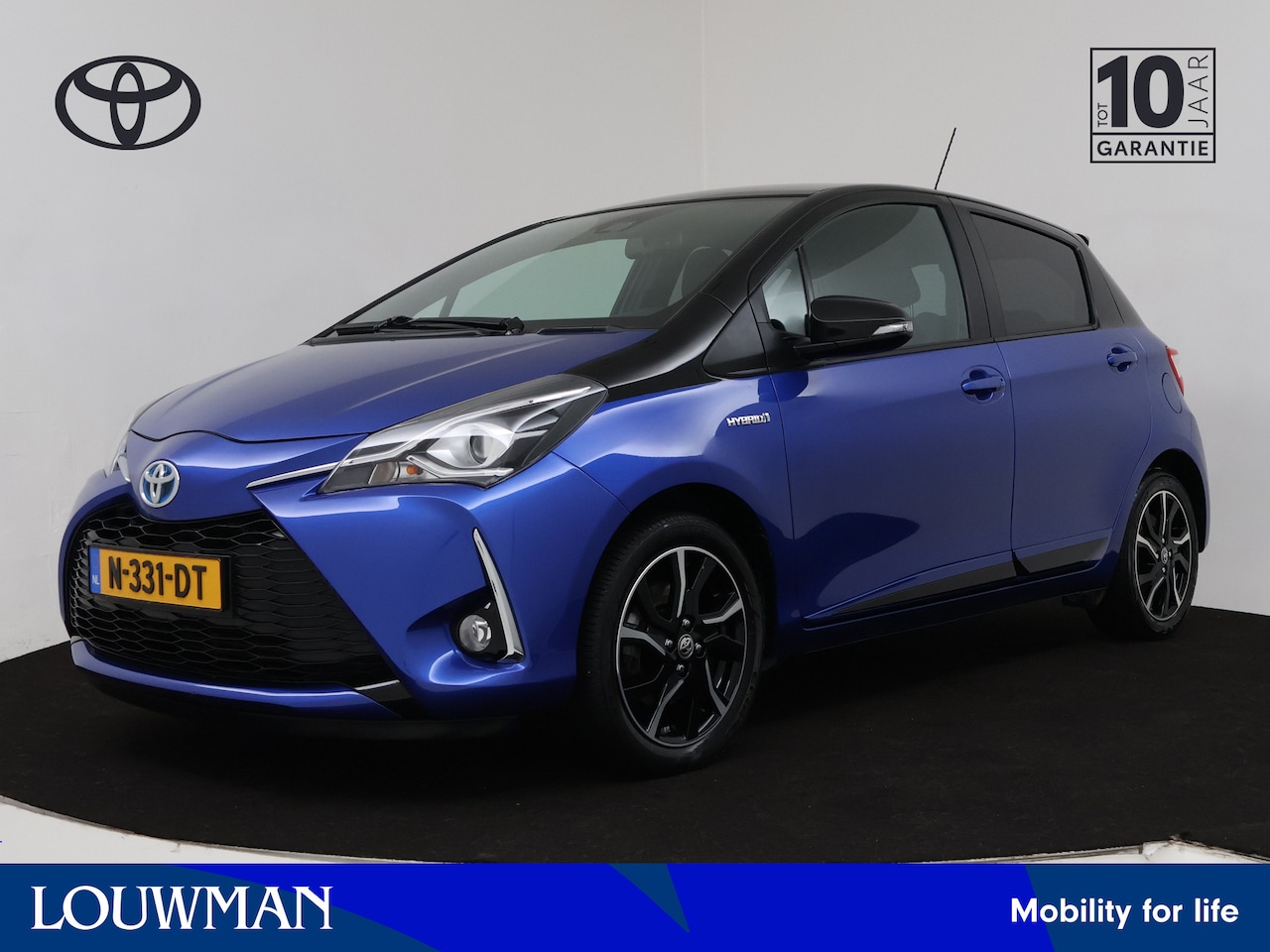 Toyota Yaris - 1.5 Hybrid Bi-Tone | Navigatie | Gereserveerd voor Amsterdam - AutoWereld.nl