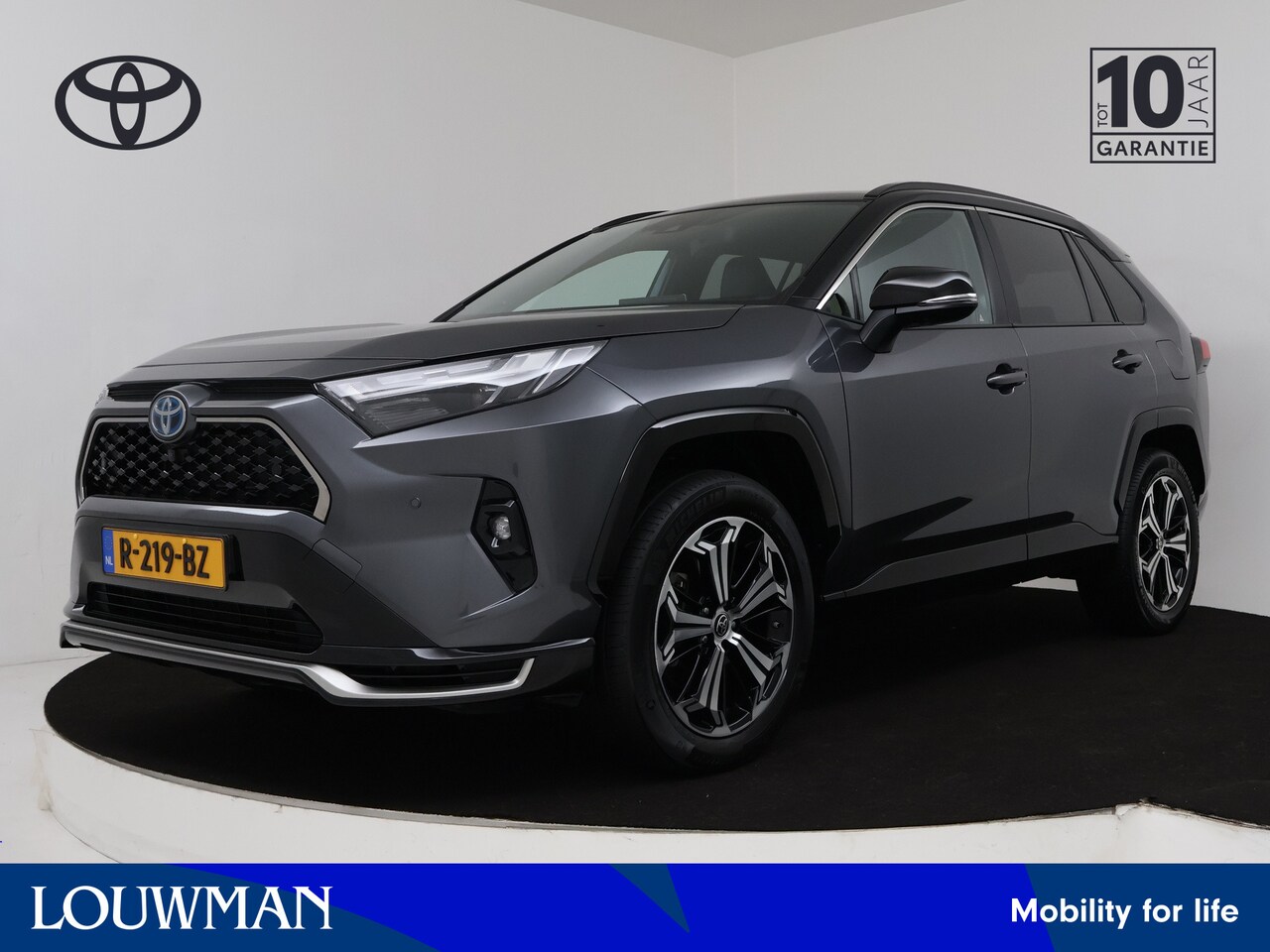 Toyota RAV4 - 2.5 Plug-in Hybrid AWD Business Plus | Navigatie | JBL | Trekhaak | - AutoWereld.nl