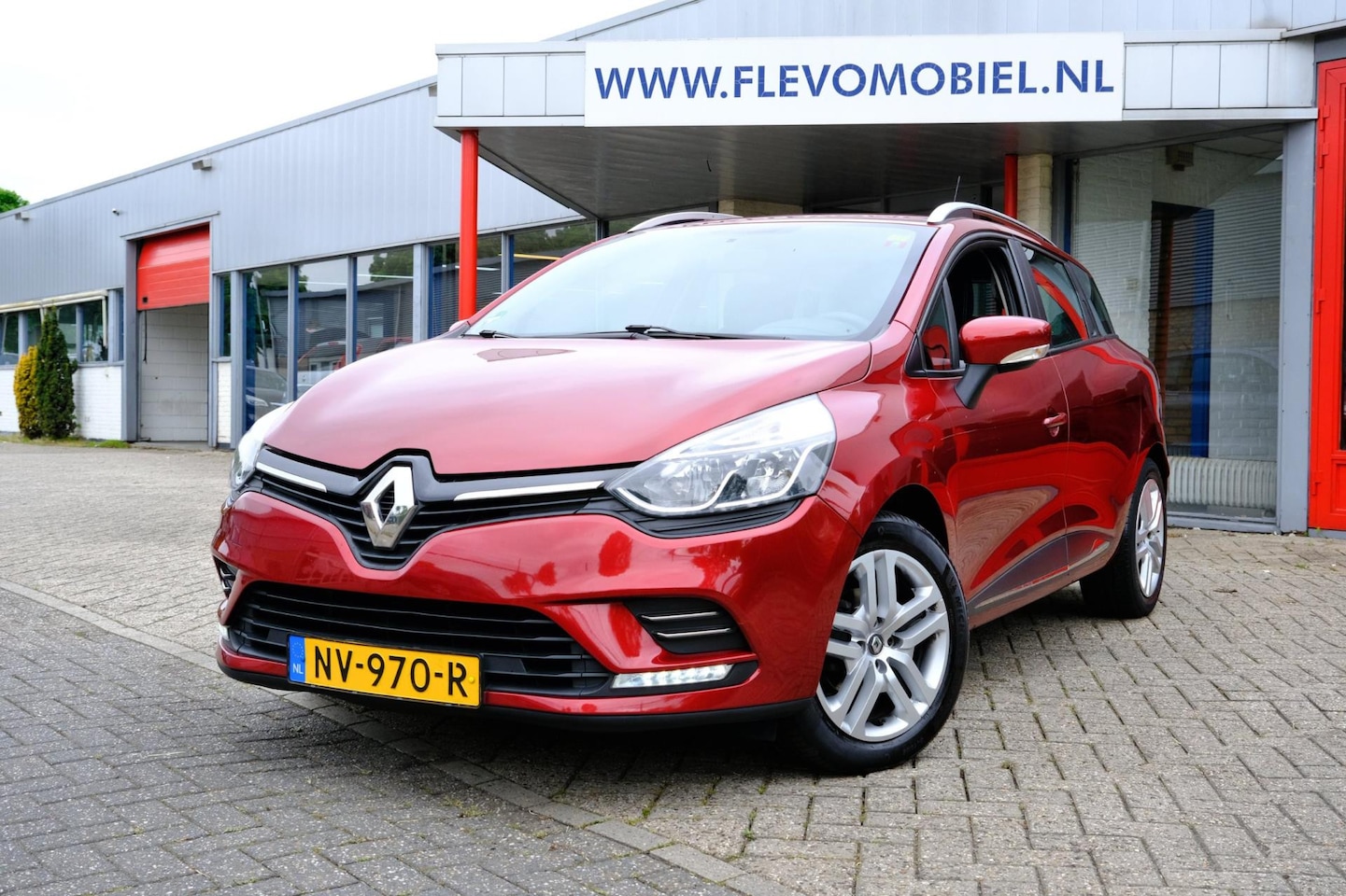 Renault Clio Estate - 0.9 TCe Zen Navi|Airco|Cruise - AutoWereld.nl