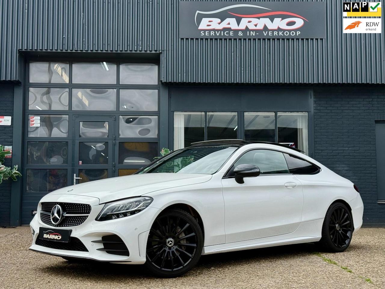 Mercedes-Benz C-klasse Coupé - 200 Premium Plus AMG BURMESTER - AutoWereld.nl