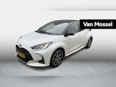 Toyota Yaris - 1.5 Hybrid Executive | 1e Eigenaar | Panorama Dak | ACC | ECC | 17"LMV | Stoel en Stuur Ve