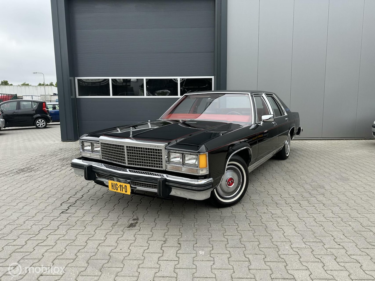 Ford LTD - Landau 5.0 ll Hardtop wegenbelasting vrij - AutoWereld.nl