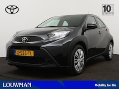 Toyota Aygo X - 1.0 VVT-i S-CVT play | Airco | Camera | Cruise Control Adaptief | 09-05 Amsterdam Chris