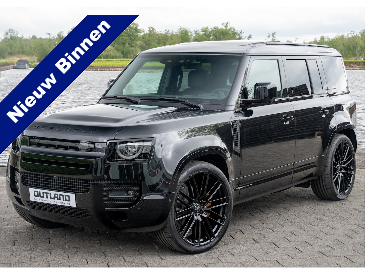 Land Rover Defender 110 - P300e X-Dynamic HSE | 24" inch | Full Options | Meridian Surround | Head-Up | Standkachel - AutoWereld.nl