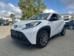 Toyota Aygo X - 1.0 VVT-i S-CVT Premium Automaat (RIJKLAARPRIJS)