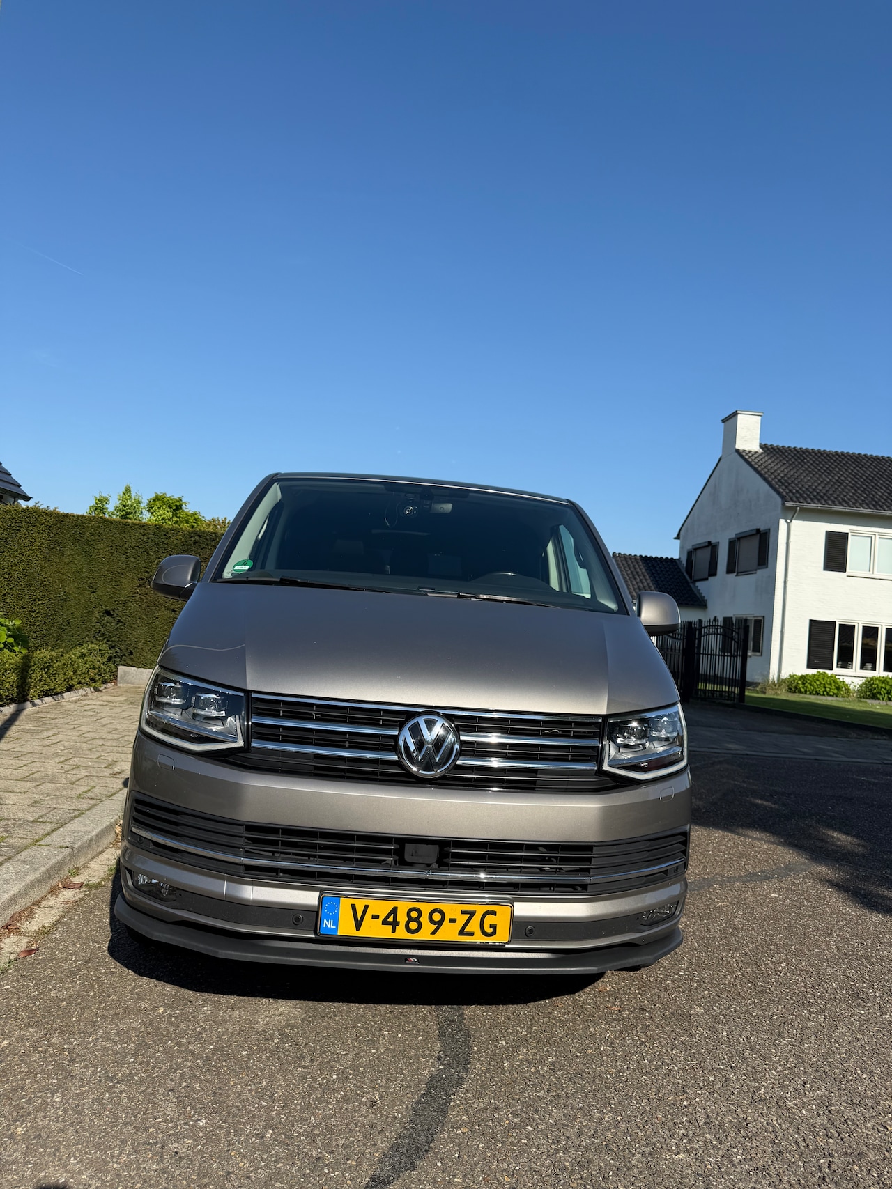 Volkswagen Transporter - 2.0 TDI L2H1 DC Business Highline - AutoWereld.nl