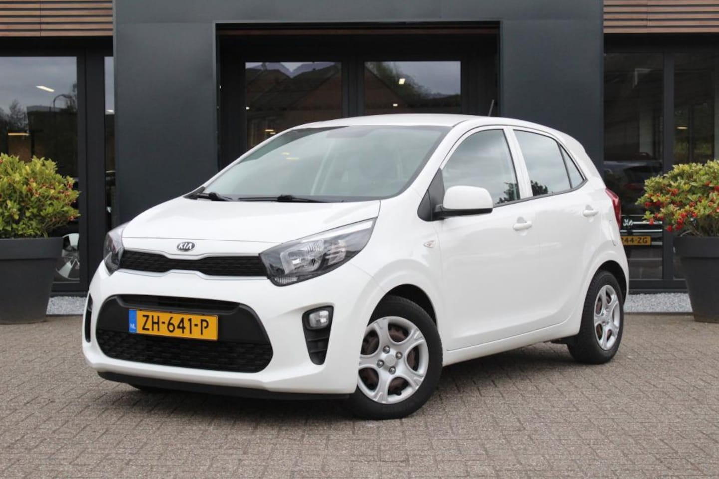 Kia Picanto - Picanto 1.0 CVVT ComfortLine 5-zits - AutoWereld.nl
