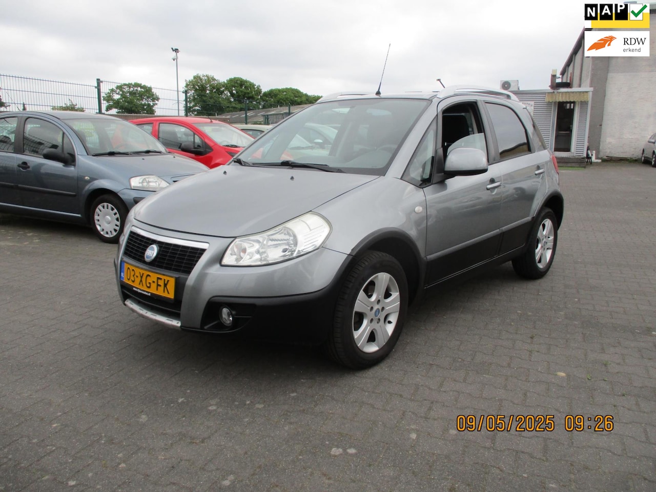 Fiat Sedici - Fiat Sedici 1.6-16V Experience 4x4 - AutoWereld.nl