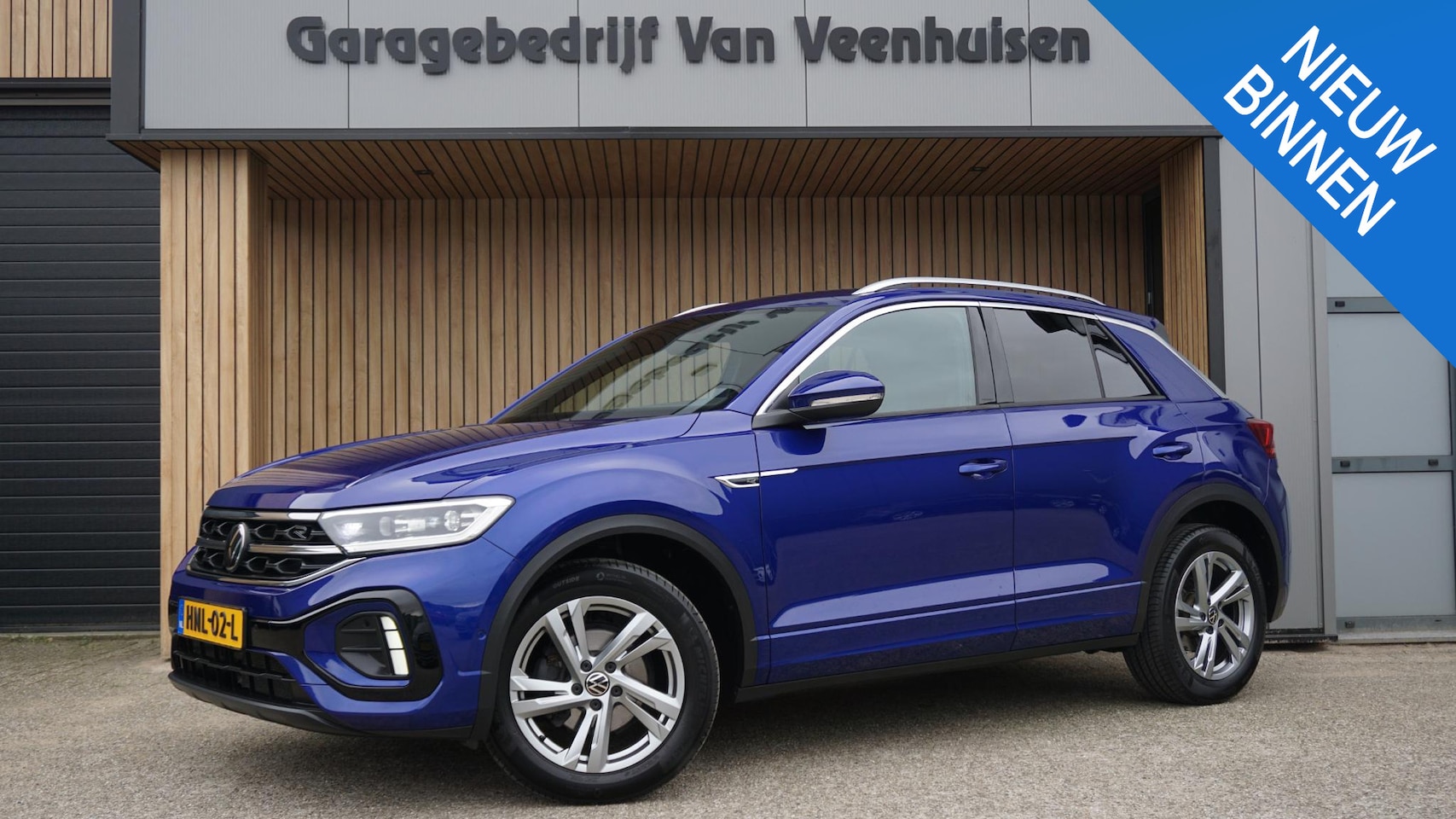 Volkswagen T-Roc - 1.5 TSI 150pk DSG 2x R-Line IQ Light Afn-Trekhaak 17inch LM Adaptive Cruise Control Stuurv - AutoWereld.nl