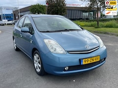 Toyota Prius - 1.5 VVT-i Business Edition, Aut, Trekhaak, Leder, Stoelverw, Navi, Geen import, Nap, Goed