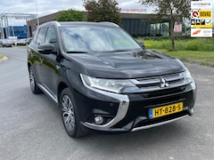 Mitsubishi Outlander - 2.0 PHEV Executive Edition, Aut, Trekhaak, Cam, Stoelverw, 1e eig afk, Geen import, Nap, D