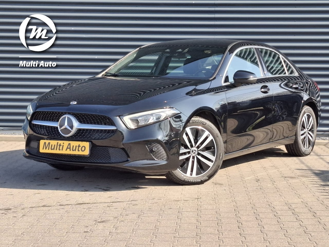 Mercedes-Benz A-klasse - 250 e Plug in Hybrid PHEV | Widescreen Navi | Sfeerverlichting | Apple Carplay | Sportstoe - AutoWereld.nl