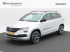 Skoda Karoq - 1.5 TSi 150 Pk Automaat Sportline Business | Panoramadak | Trekhaak | Full LED | Camera |