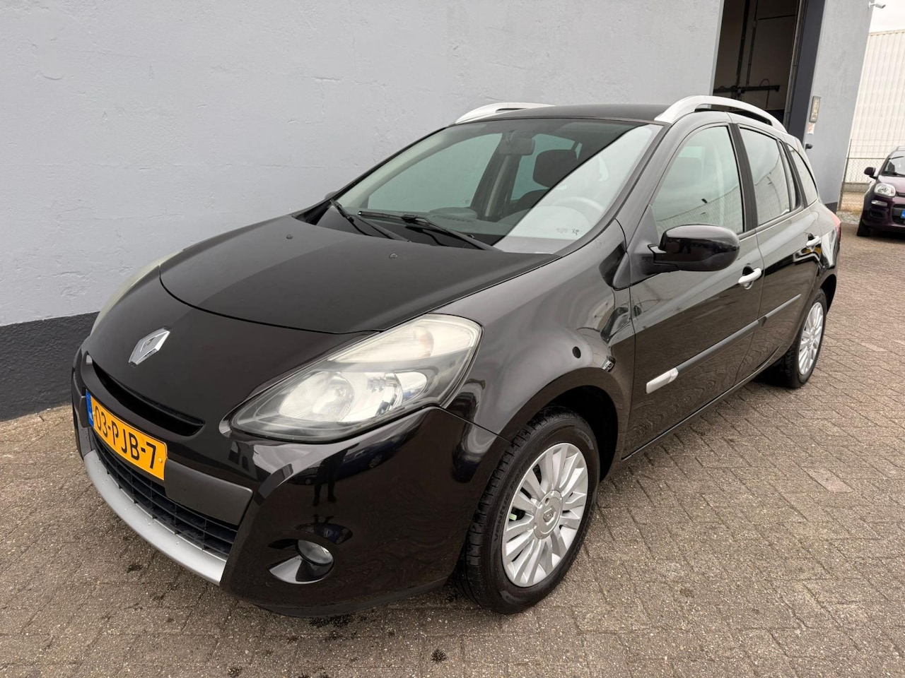 Renault Clio Estate - 1.2 TCE Collection - Airco - LMV - Trekhaak - AutoWereld.nl