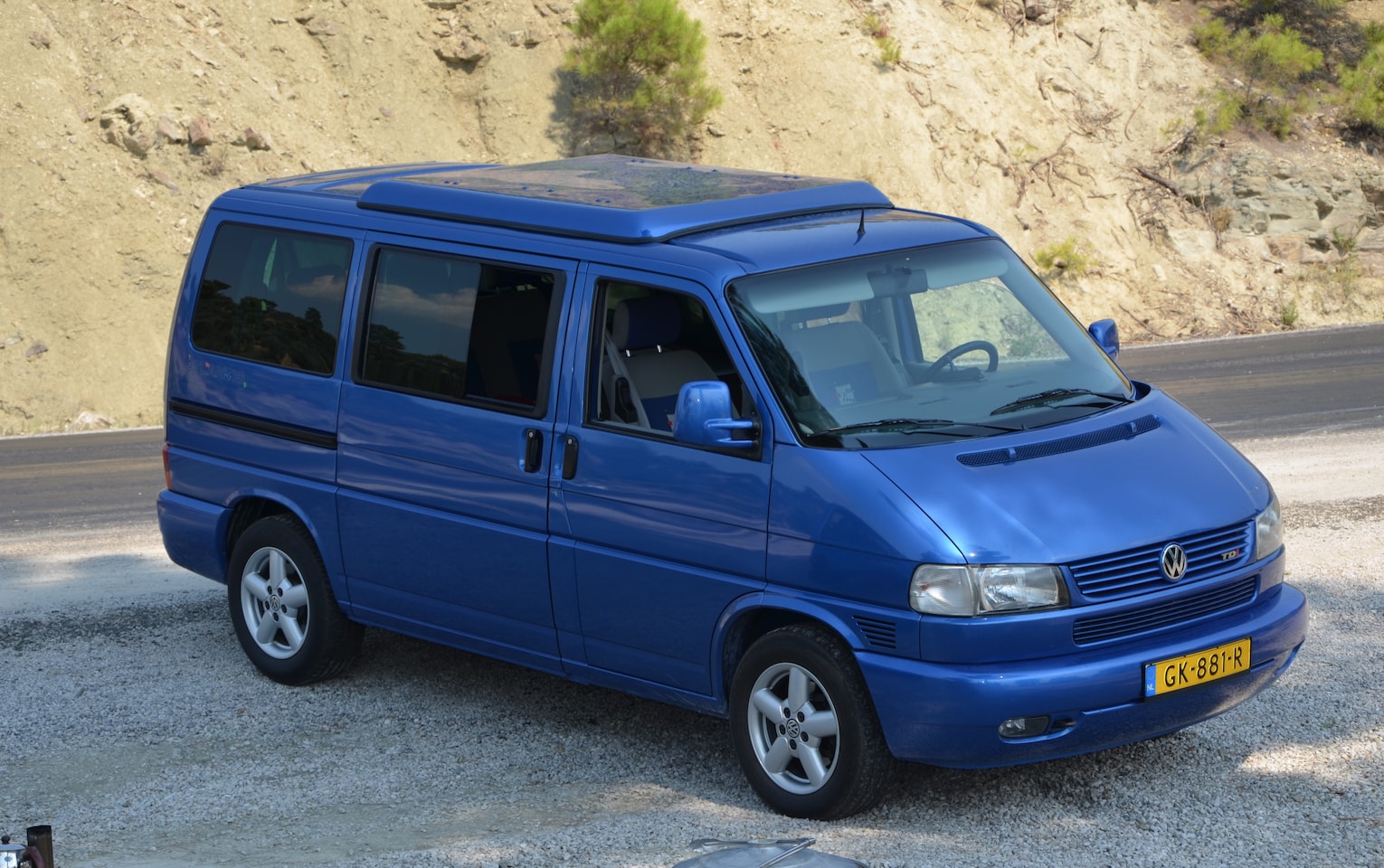 Volkswagen T4 - 2.5 TDi 151pk Multivan (camper) - AutoWereld.nl