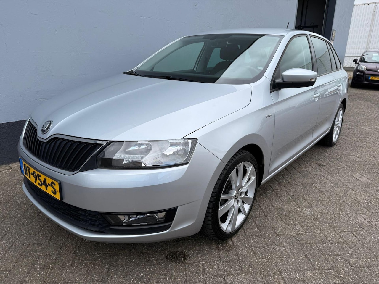Skoda Rapid Spaceback - 1.0 TSI Greentech Drive - Navigatie - AutoWereld.nl