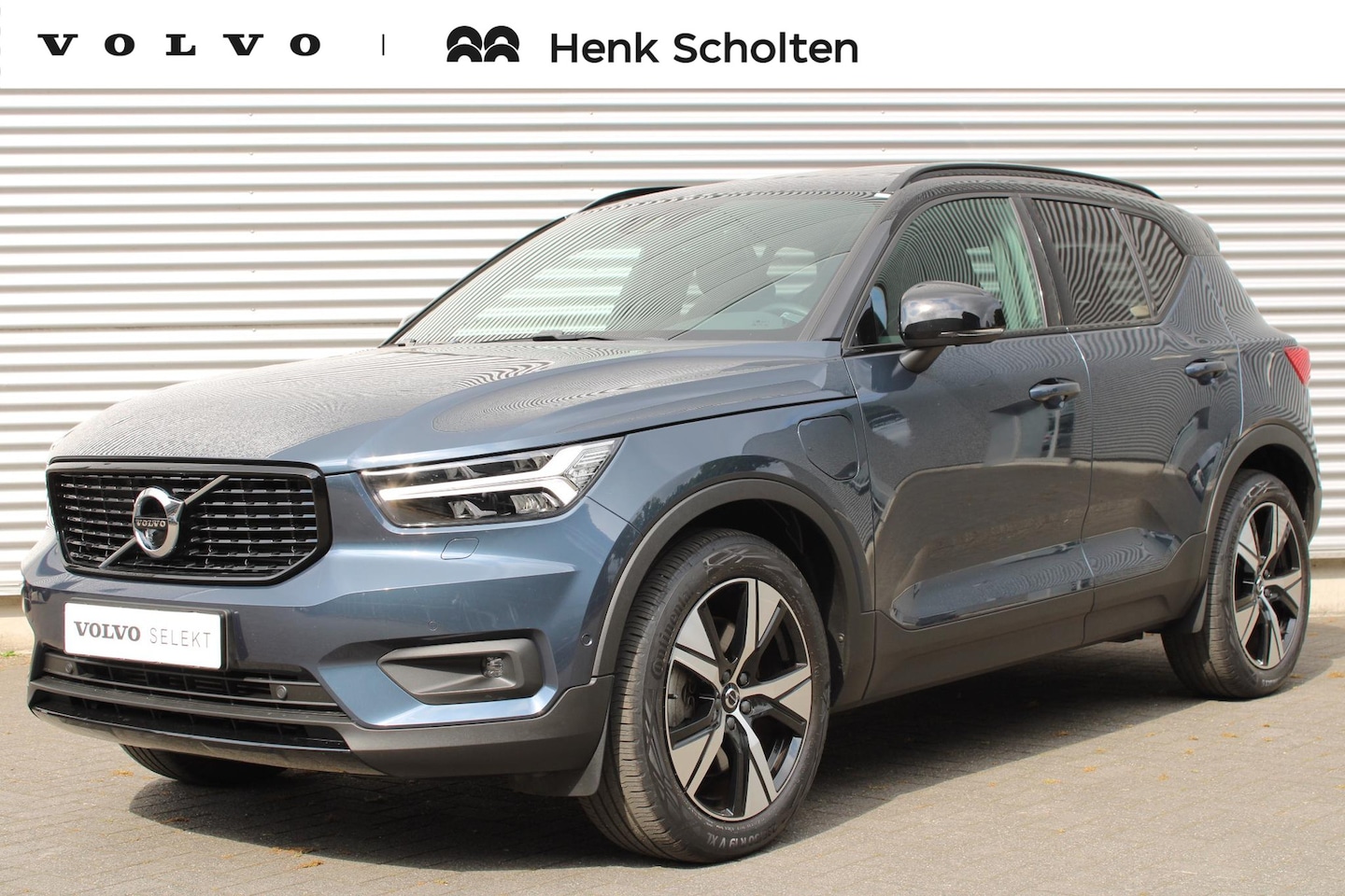 Volvo XC40 - T5 Recharge R-Design | Trekhaak | Panorama-dak | Elektrisch Verstelbare Voorstoelen | Harm - AutoWereld.nl