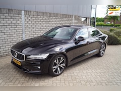 Volvo S60 - 2.0 T5 Intro Edition R-Design Autom Luxe Leder Stoel/Stuur A Bankverw Adaptieve Cruise Nav