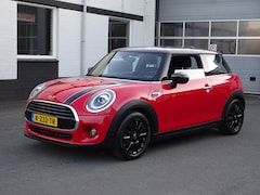 MINI Cooper - 1.5 Chili Navigatie, airco, licht metalen velgen, parkeersensoren, enz