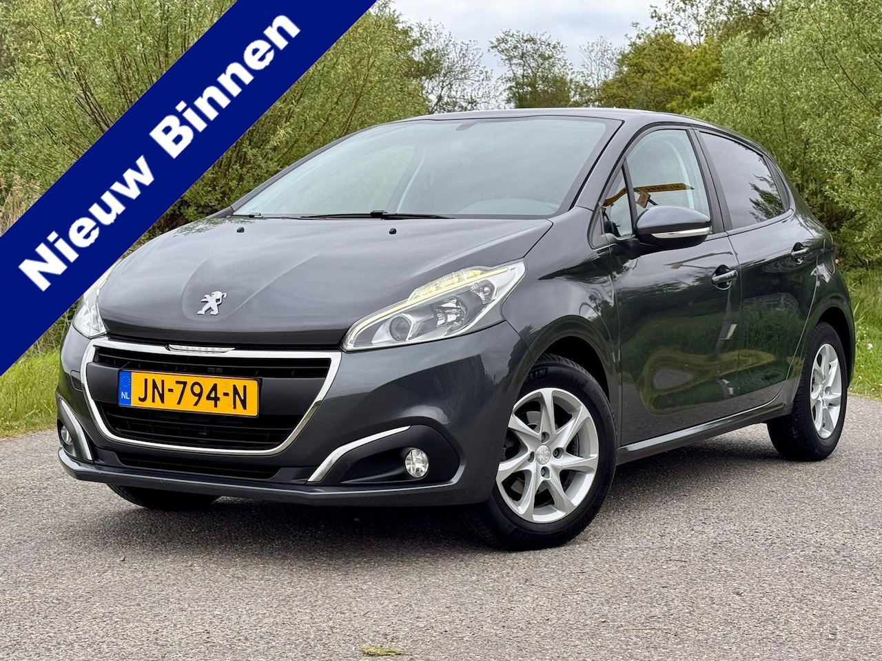 Peugeot 208 - 1.2 PureTech Blue Lease Premium Navi Airco 15INCH 5DRS Cruise Control Dealer Onderhouden N - AutoWereld.nl