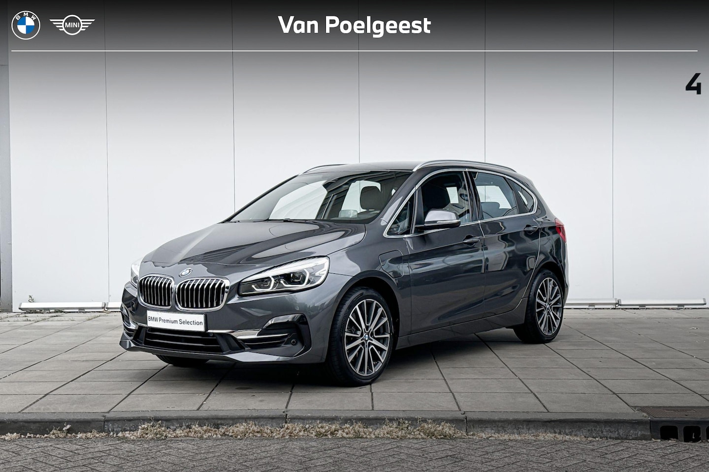 BMW 2-serie Active Tourer - 225xe High Executive / Parking Pack / Navigatiesysteem Professional / Head-Up / Elektrisch - AutoWereld.nl
