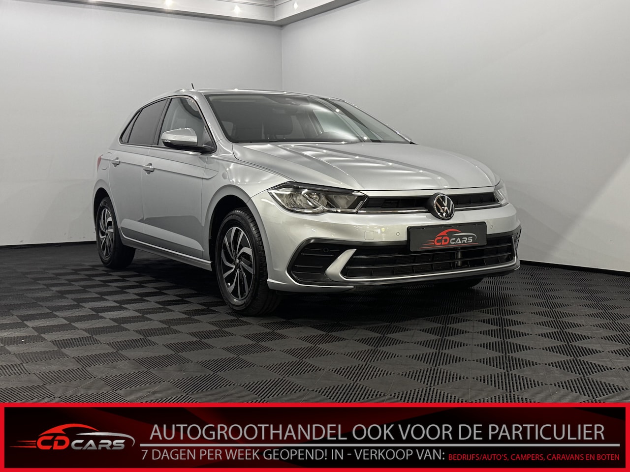 Volkswagen Polo - 1.0 TSI Life Camera,  ,Airco, Apple carplay, Parkeersensoren, Virtual desk, Cruise control - AutoWereld.nl