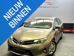 Toyota Auris Touring Sports - 1.6 Dynamic, Navigatie, Camera,