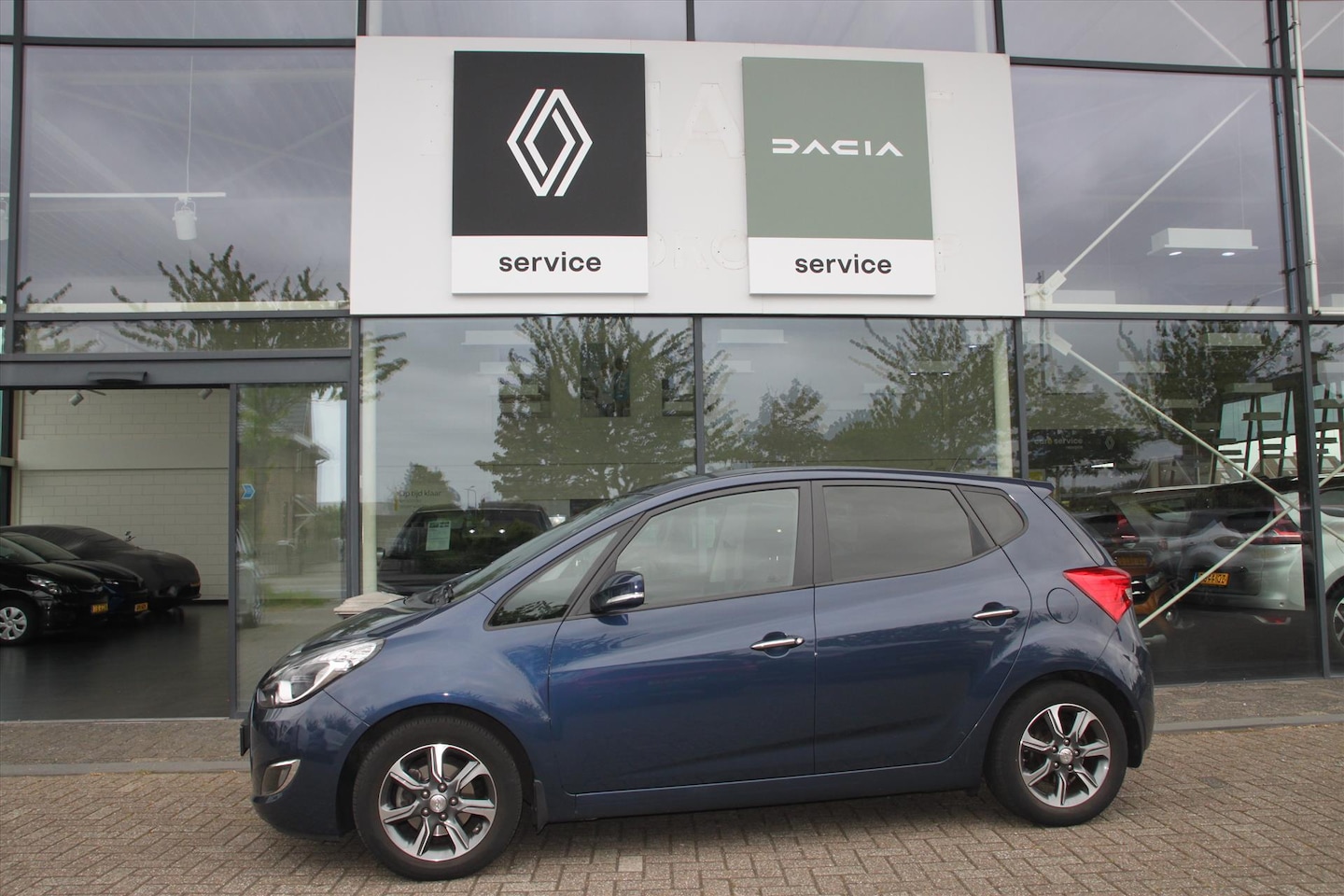 Hyundai ix20 - 90PK-GO!-57DKM-NAVI-AIRCO-BLUET-TREKH-HOGE INSTAP- - AutoWereld.nl