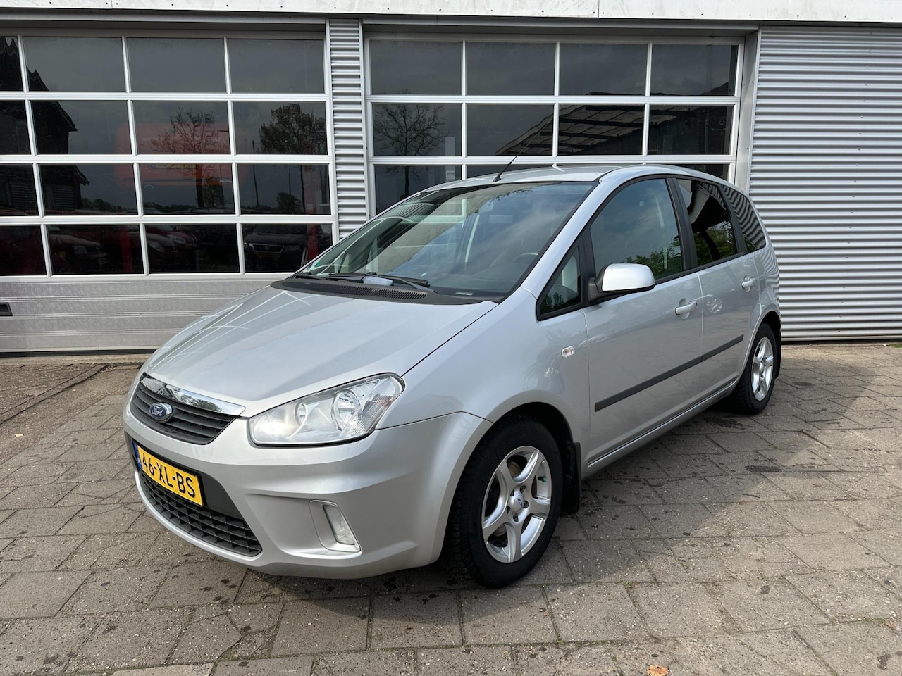 Ford C-Max - 1.8-16V Trend - Airco - Cruise Control - Stuurwielbediening - AutoWereld.nl