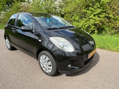 Toyota Yaris - 1.0 VVTi +
