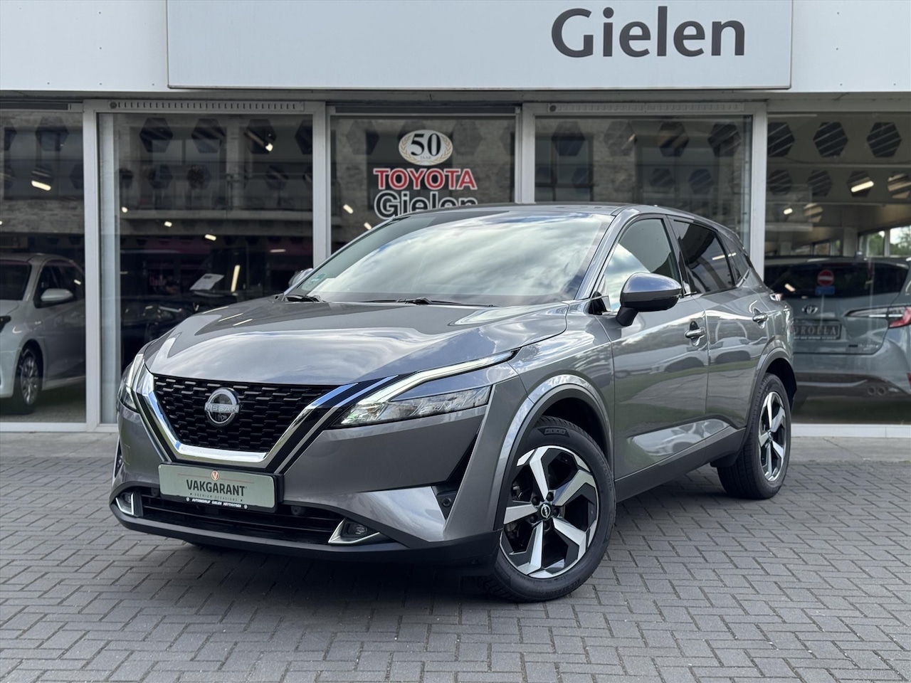 Nissan Qashqai - 1.3 MHEV Xtronic N-Connecta Automaat | 360 Camera, Dodehoekherkenning, Parkeersensoren, St - AutoWereld.nl