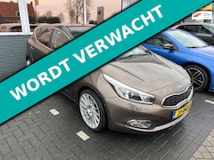 Kia Cee'd - 1.6 GDI 135pk Super Pack Premium Automaat Leder Navi LED PDC